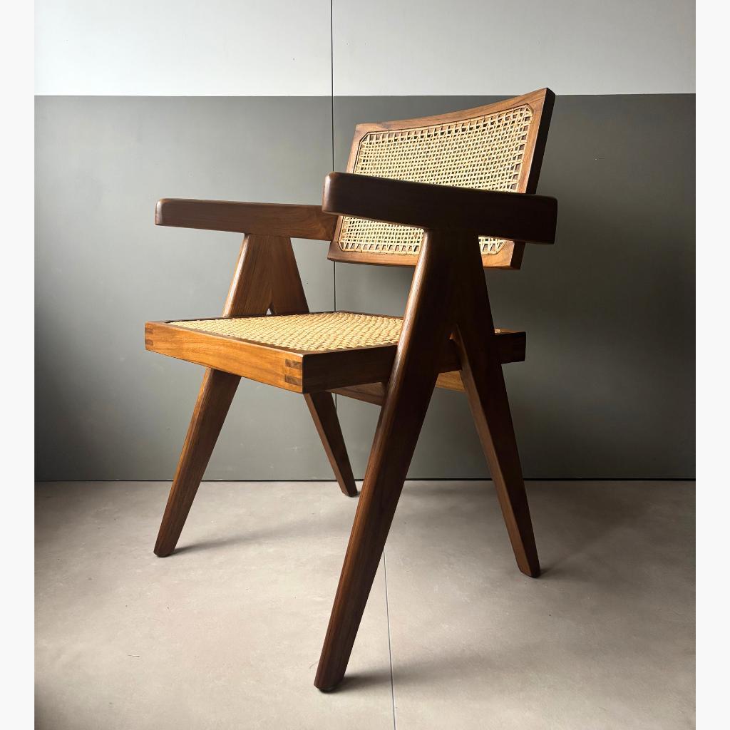 Vレッグオフィスチェア PH28 ピエール・ジャンヌレ