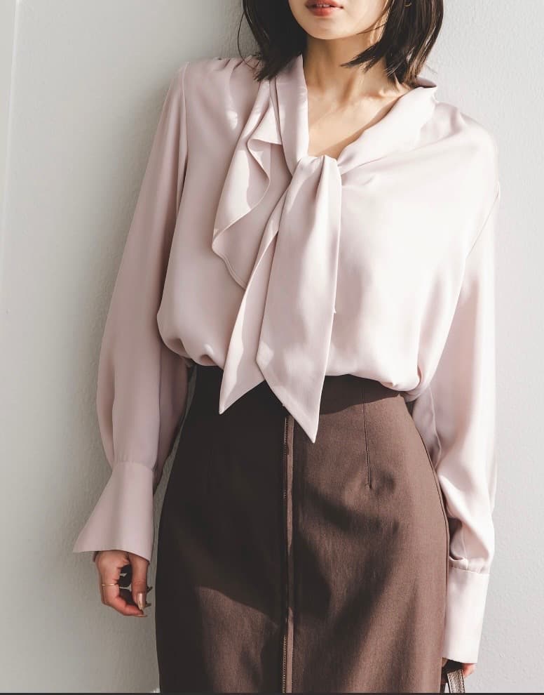 noble ロイヤルサテンボウタイブラウス　ピンク