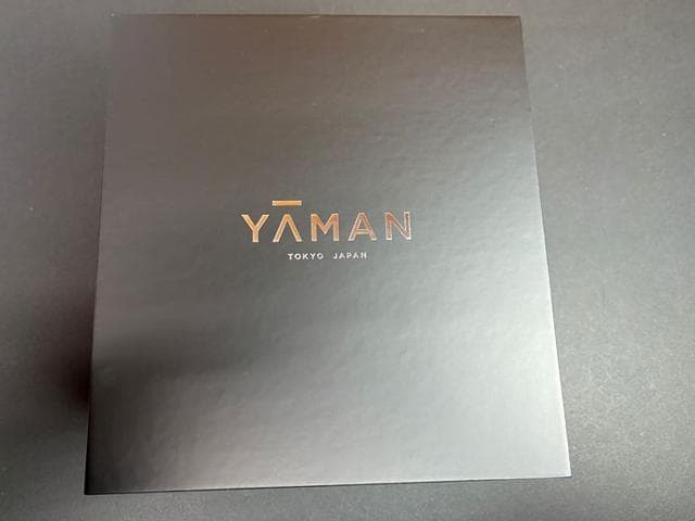 ヤーマン　ブルーグリーンマスク　光美容フェイス、ネックを同時にケア YA-MAN