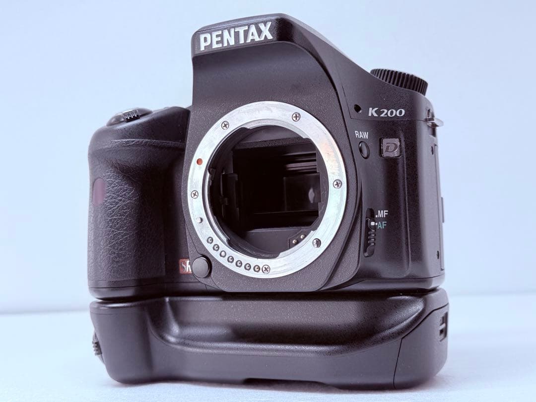 PENTAX K200D ボディ 動作確認済 グリップ付 デジタル一眼レフ