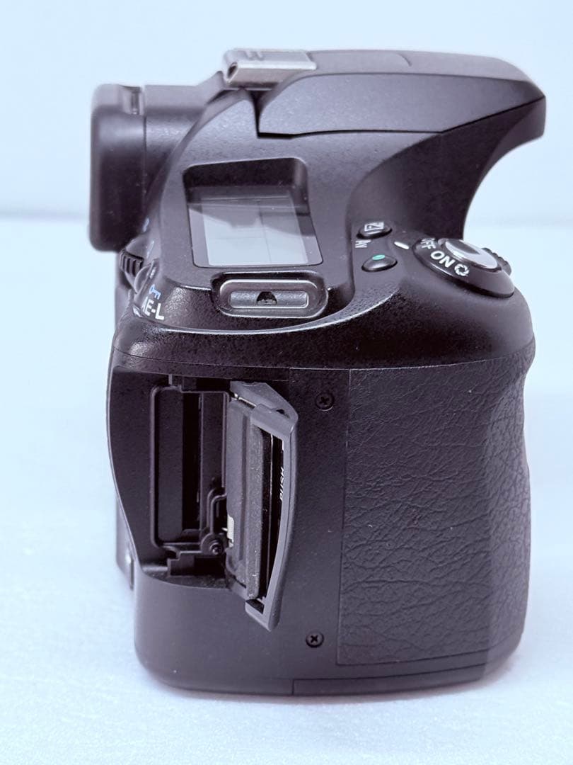 PENTAX K200D ボディ 動作確認済 グリップ付 デジタル一眼レフ