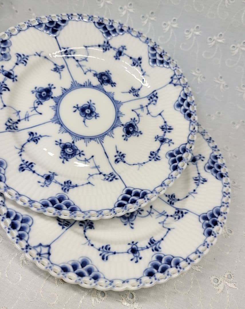 未使用✨ロイヤルコペンハーゲン ブルーフルーテッド フルレース プレート17 皿