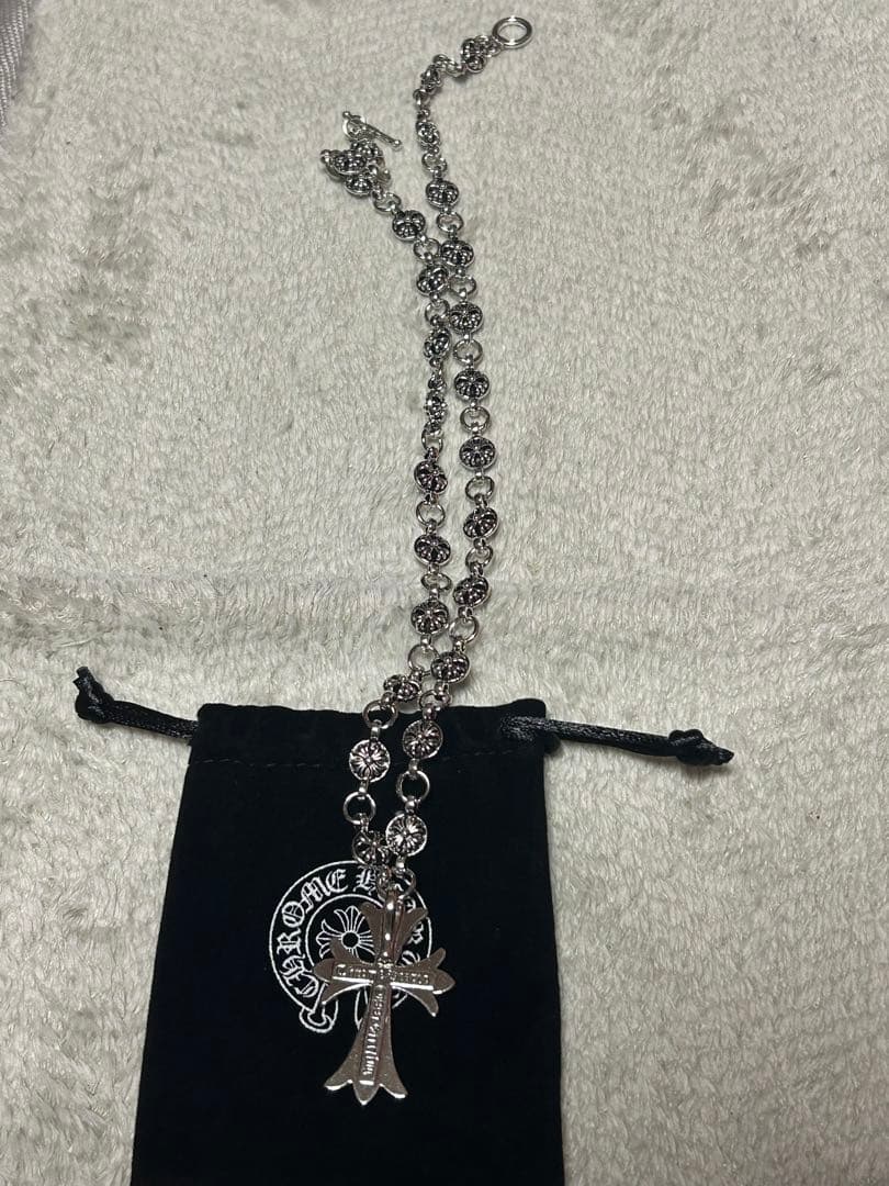 CHROME HEARTS クロスモチーフネックレス