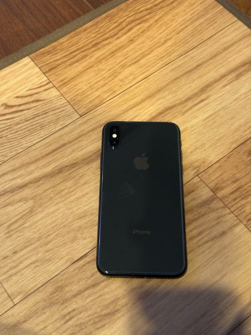 Apple iPhone X 本体 64GB