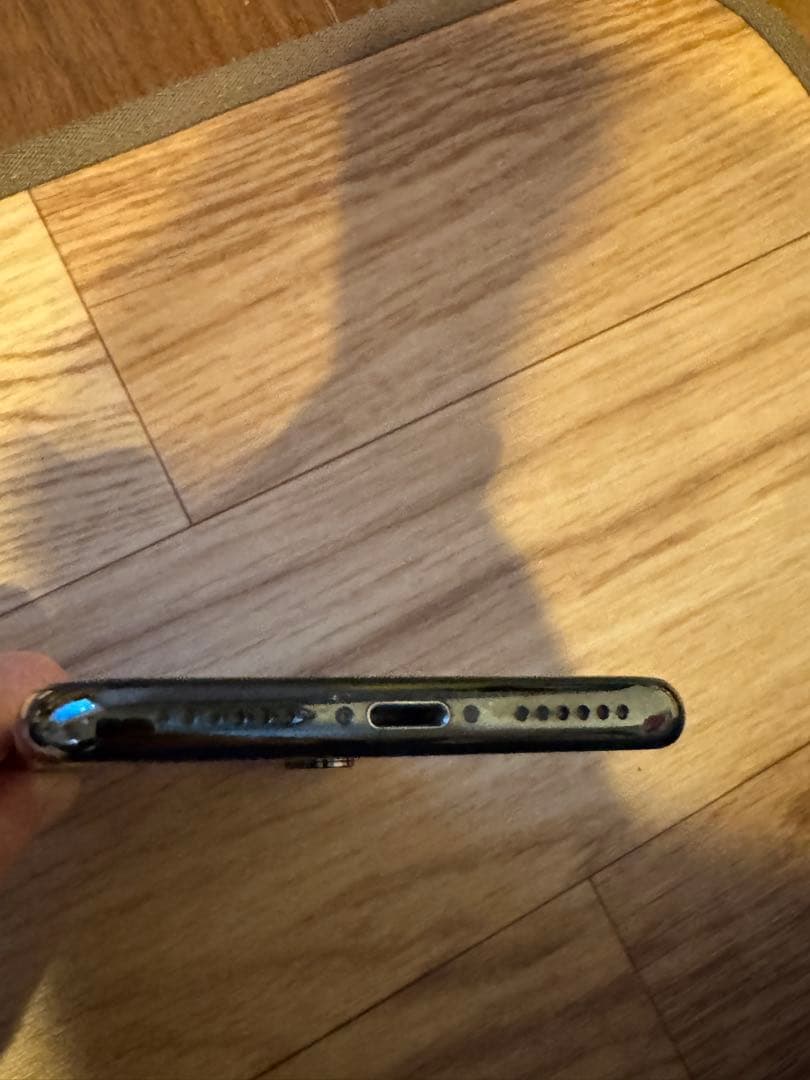 Apple iPhone X 本体 64GB