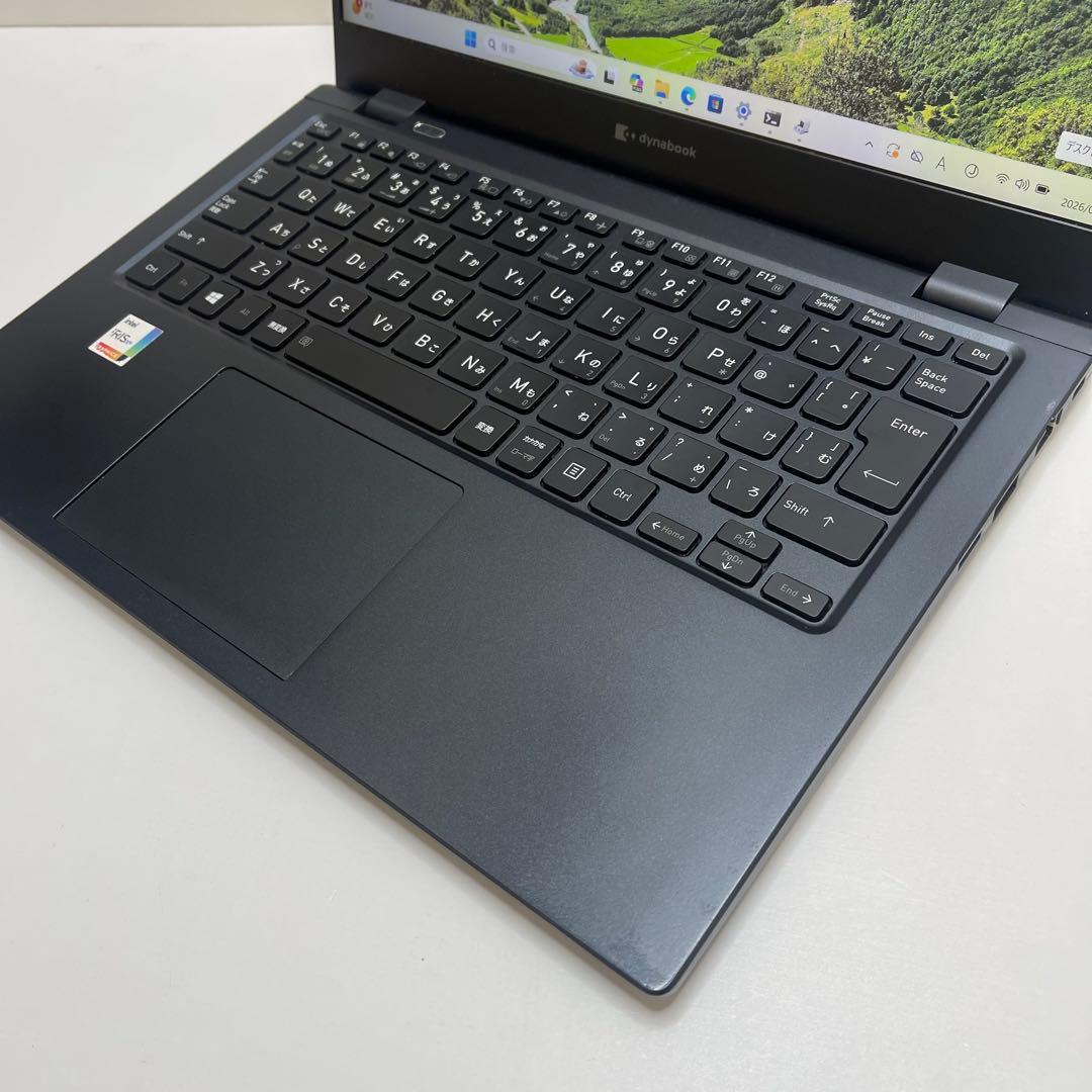 #784 東芝 Dynabook G83/HS i7-1165G7 Office