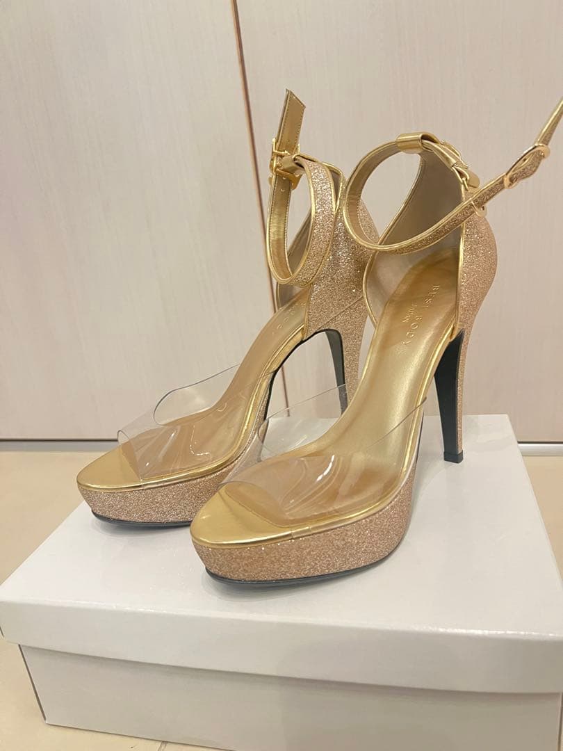 ベストボディジャパン公式ヒール ゴールド25cm新品未使用 ⭕️値下しました