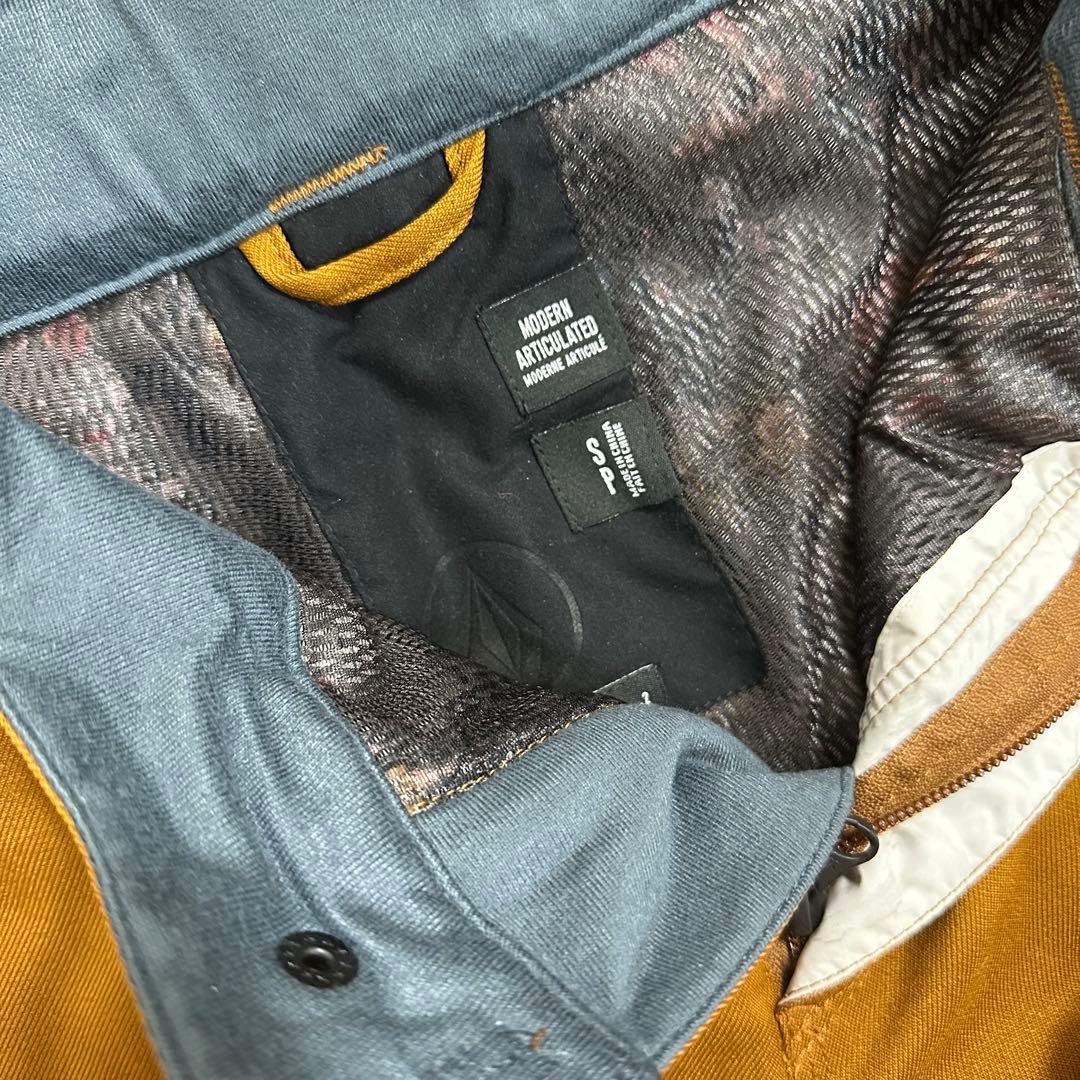o*n様 美品　VOLCOM ボルコム 狼 ウルフ スノーウエア スノーボード