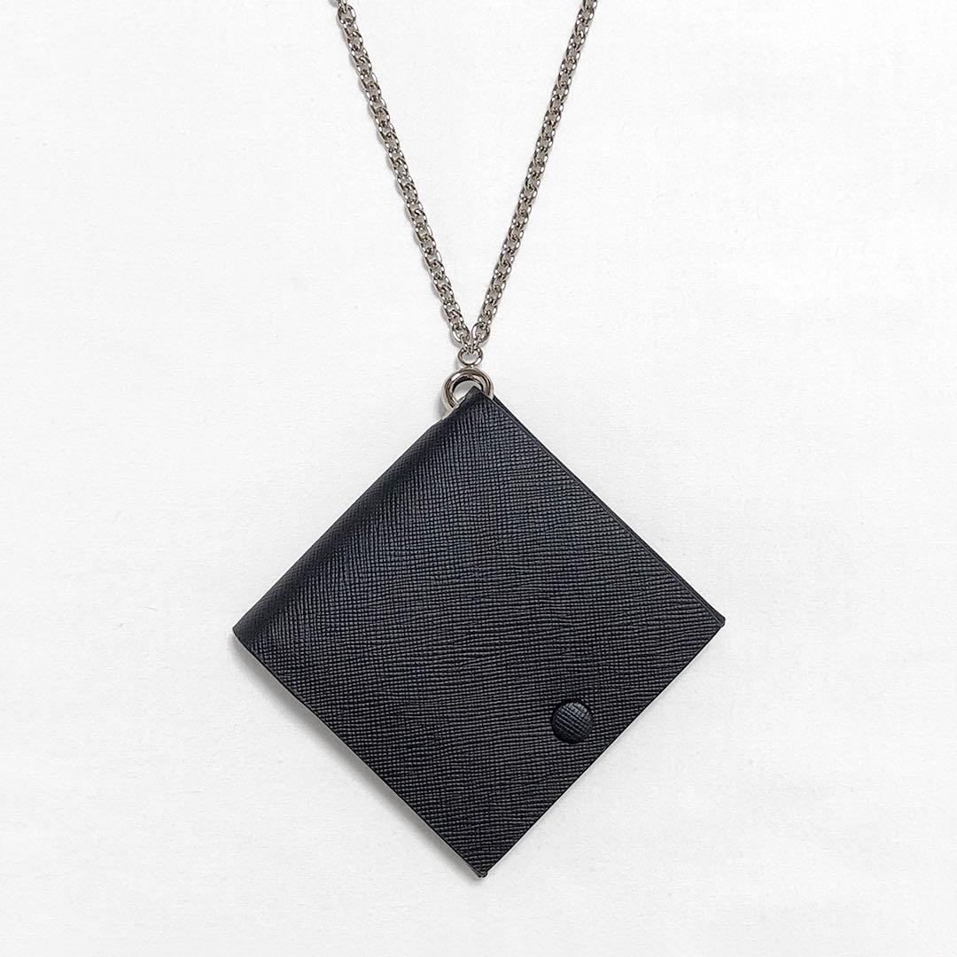 【新品未使用】メゾンマルジェラ チェーンネックウォレット レザーケース 財布 黒