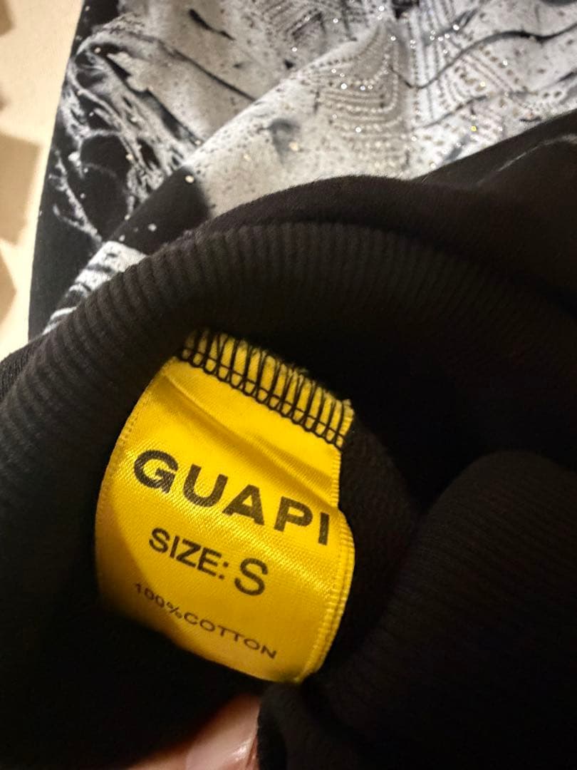 GUAPI グラフィックパーカー Sサイズ