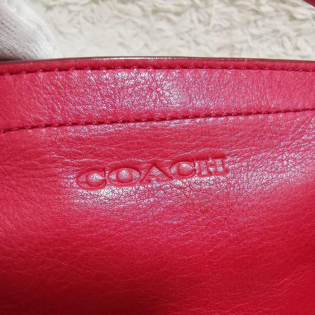 COACH トートバック ロゴ刻印 ゴールド金具 レザー