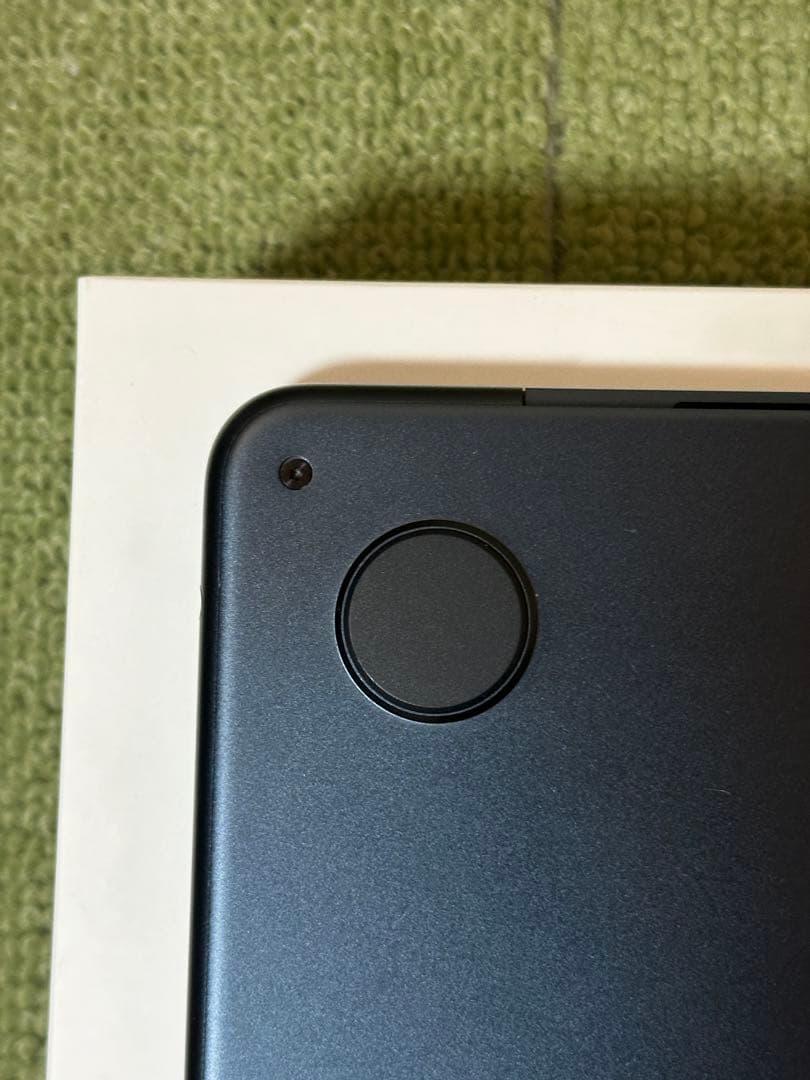 【超美品】早い者勝ちMacBook Air M2 8GB/512GB