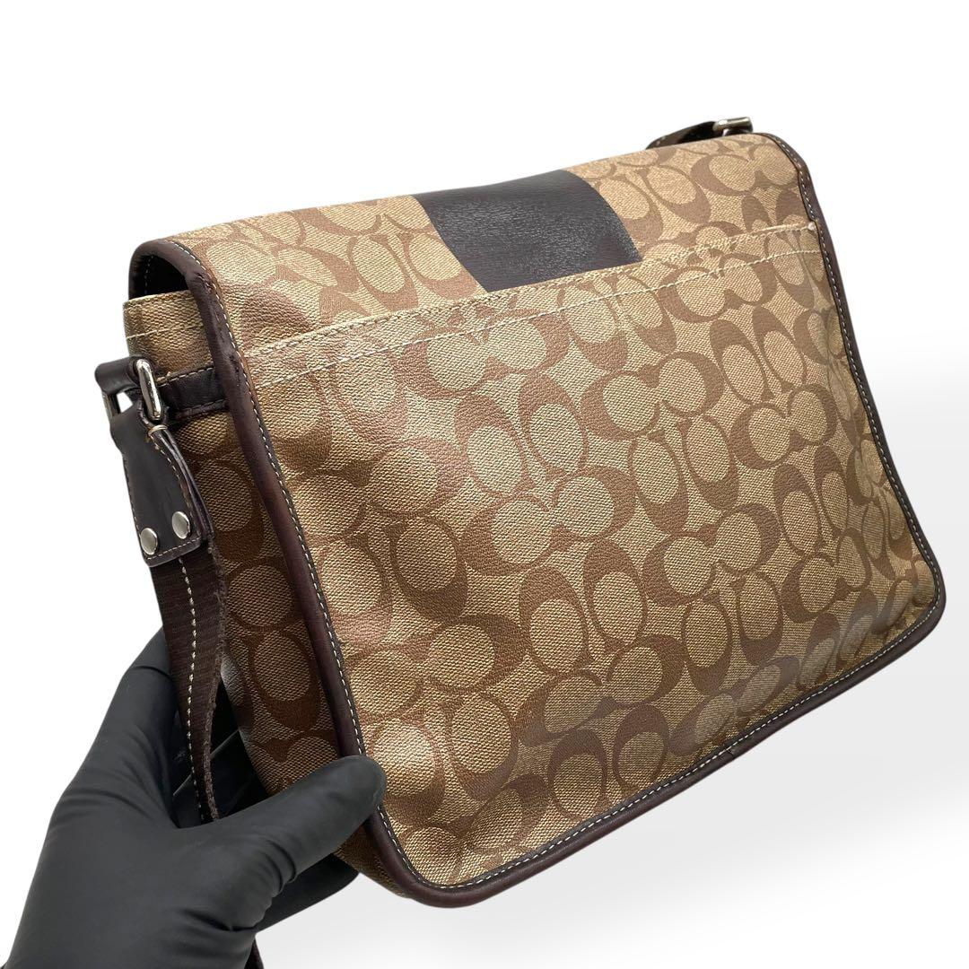 美品　COACH コーチ メッセンジャーバッグ 革 PVC ブラウン　斜め掛け