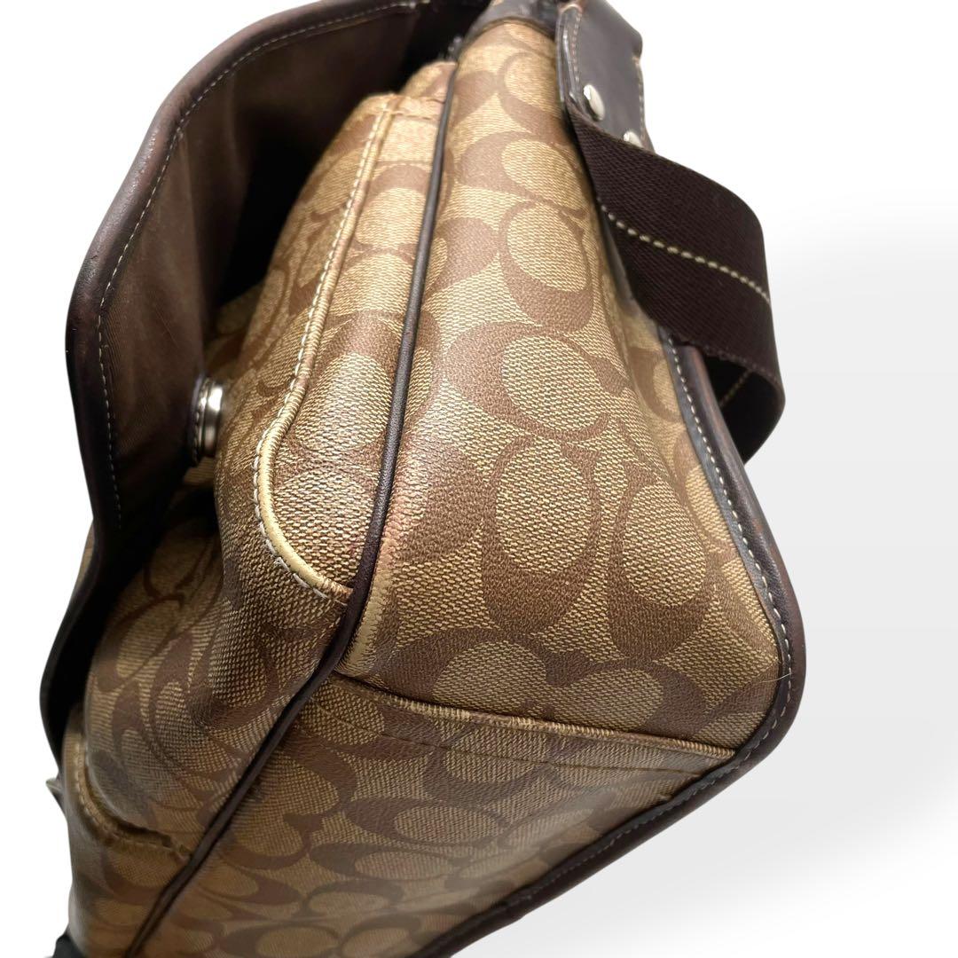 美品　COACH コーチ メッセンジャーバッグ 革 PVC ブラウン　斜め掛け