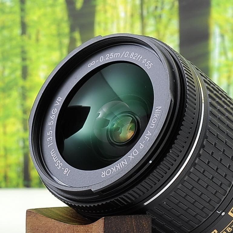 ショット数3022枚！最新機種！Bluetooth搭載☆ニコン D3500