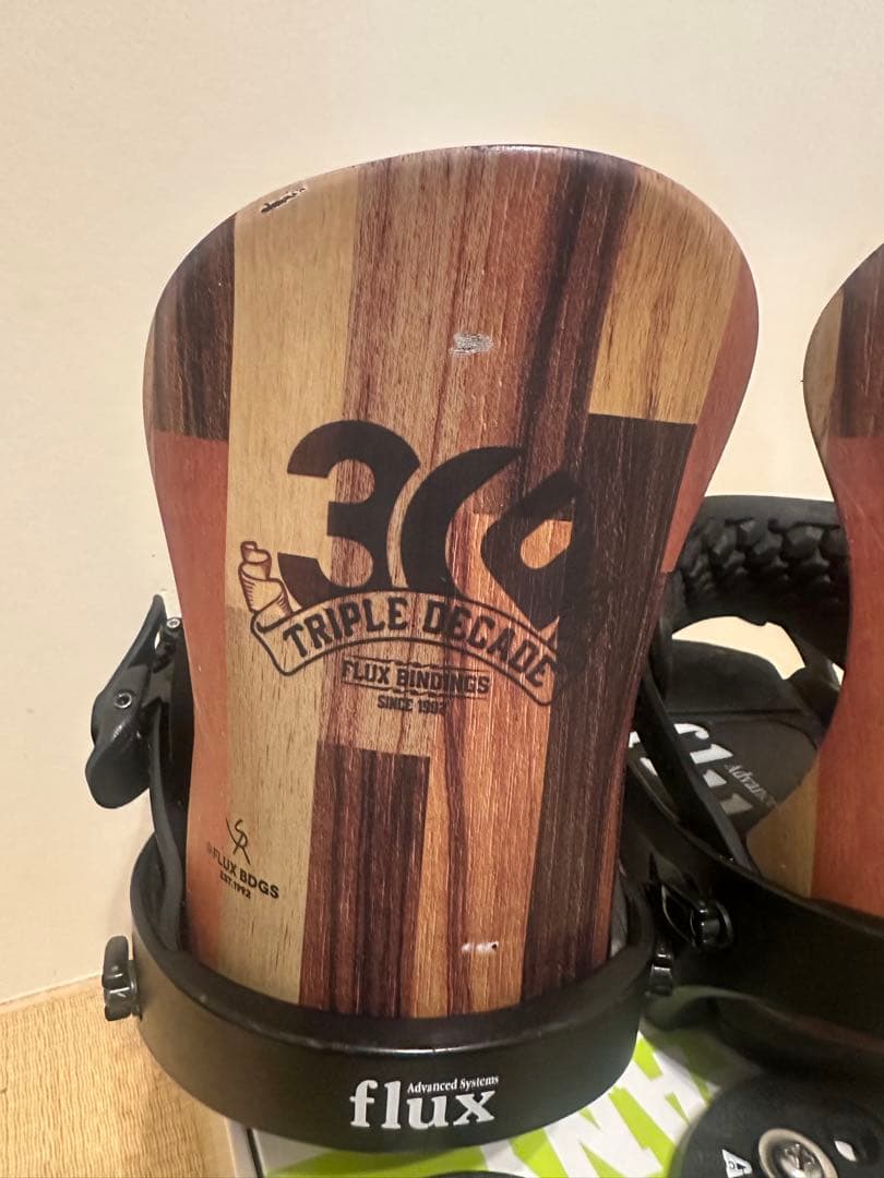 22-23 flux SR Mサイズ30周年モデル