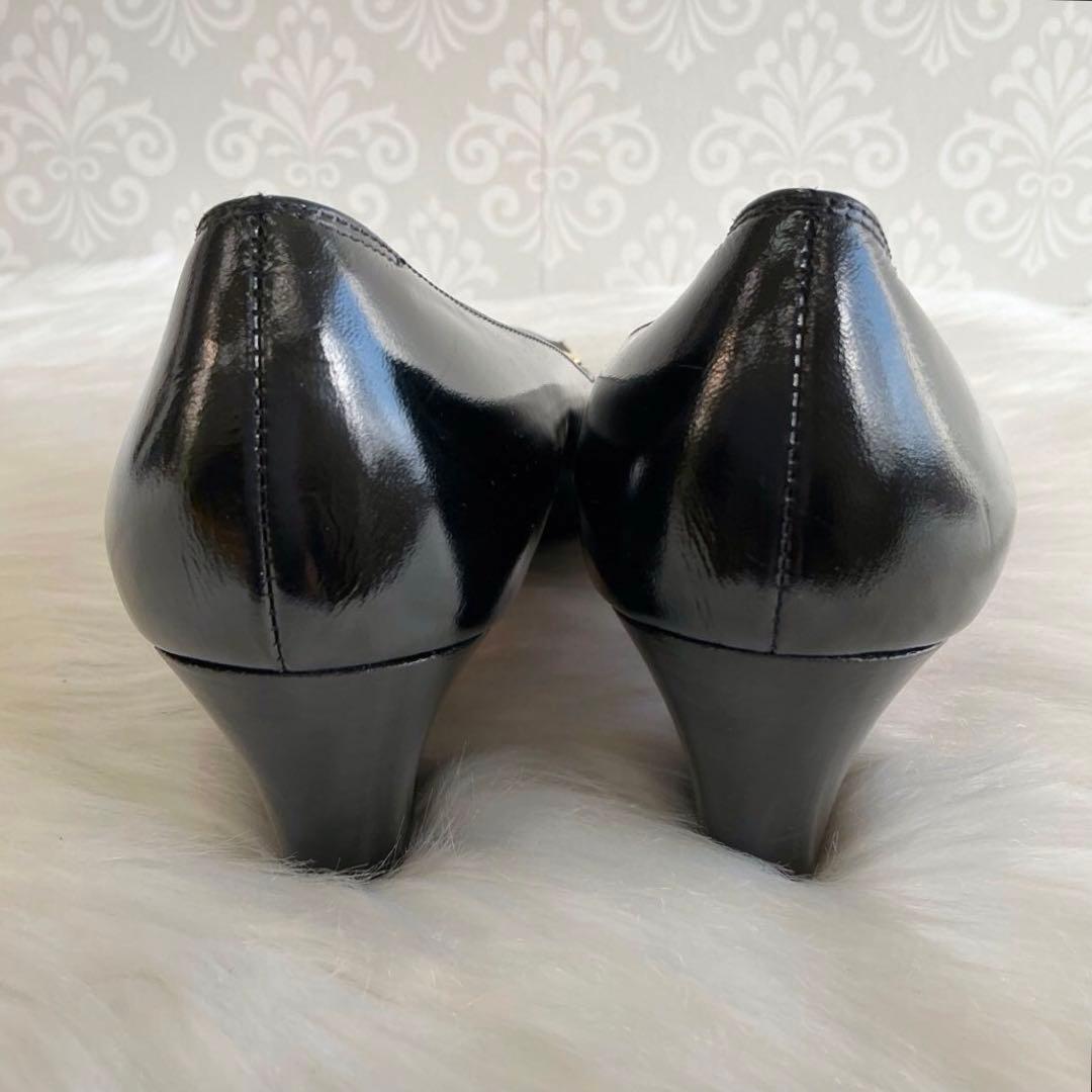 Salvatore Ferragmo パンプス 太ヒールイタリア製 ロゴプレート