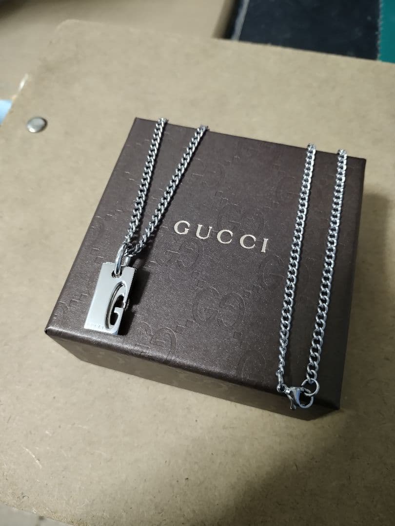 GUCCI グッチ ダブルプレートGネックレスイタリア製 高級感あり 良好品