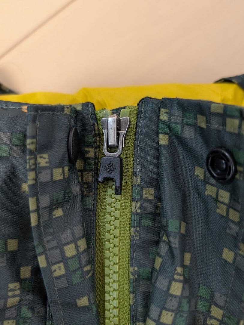 つ*さ様 スノーボードウェアセット（ジャケット/パンツ/グローブ/ニット帽/その