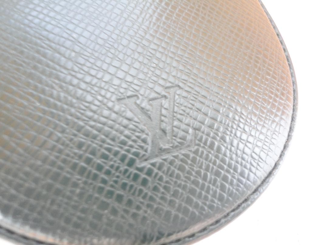 超美品☆ヴィトン【タイガ】ケース【ポルトモネ・キュベット】オシャレ☆B11