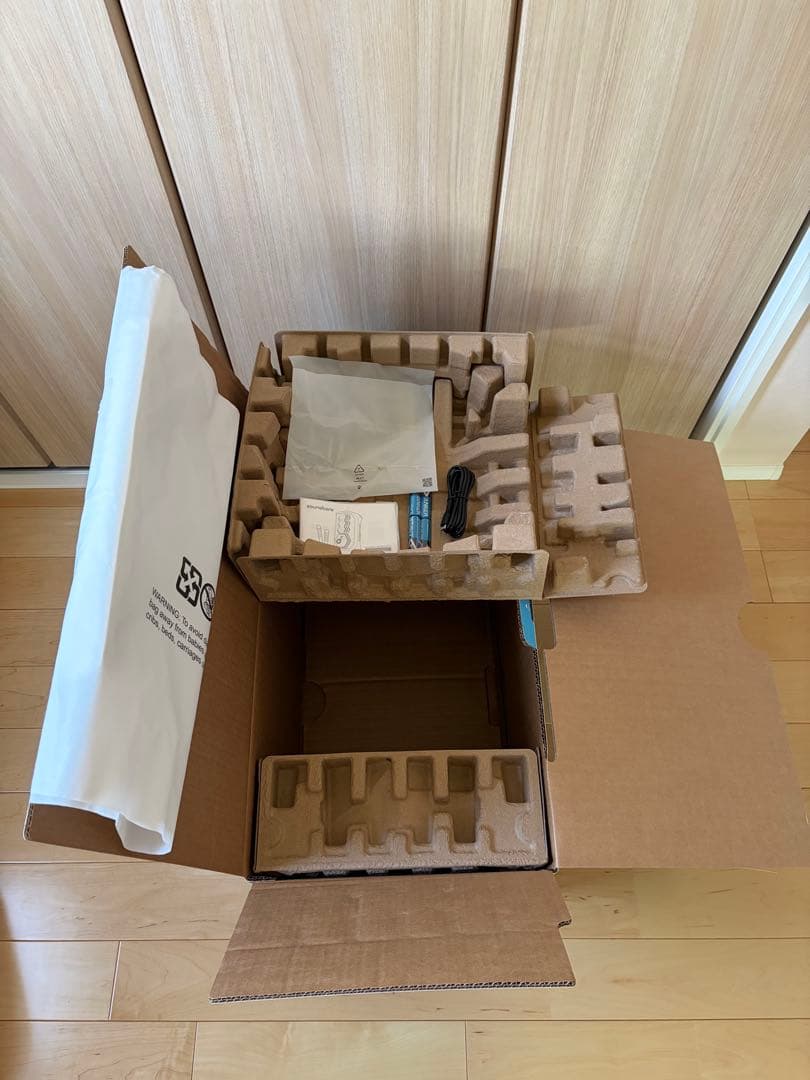 soundcore ワイヤレススピーカー 本体とマイク2本