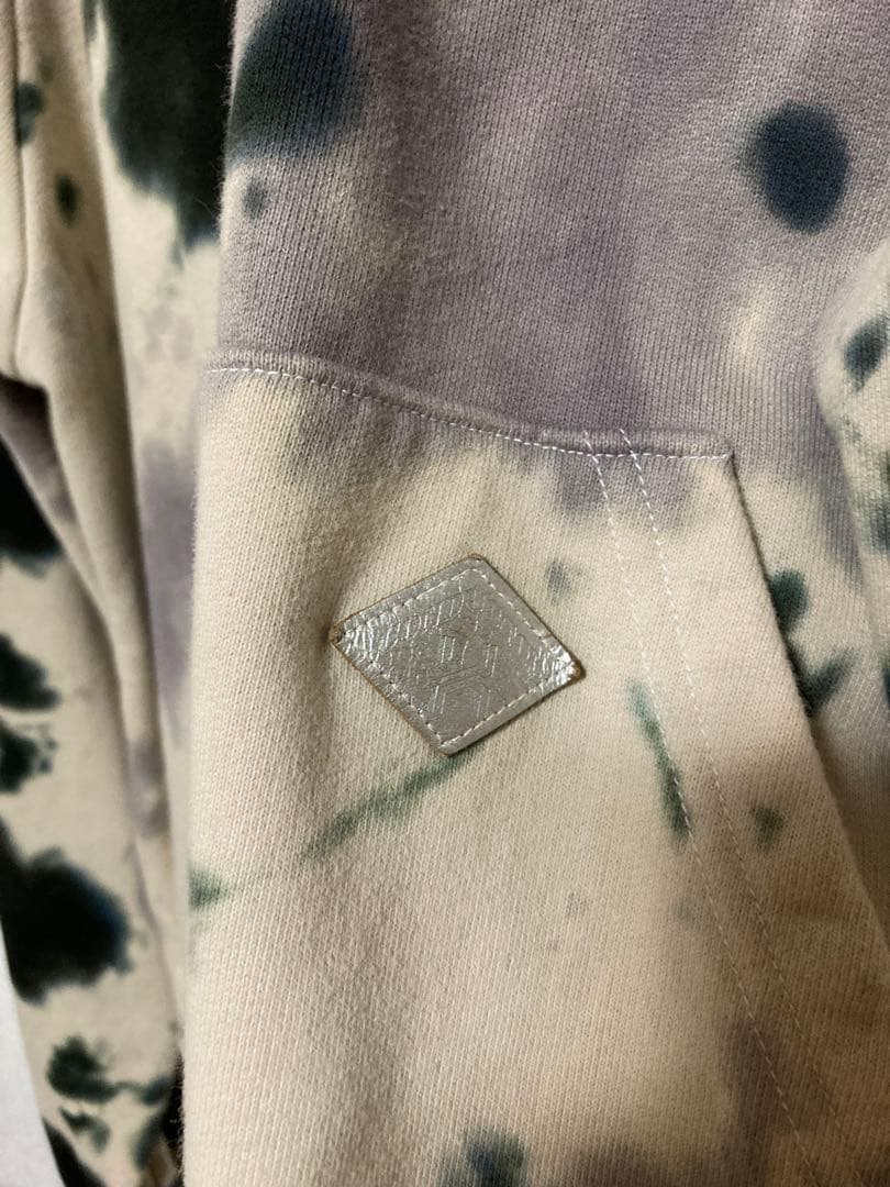 el conductor h パーカー　山中拓也着用