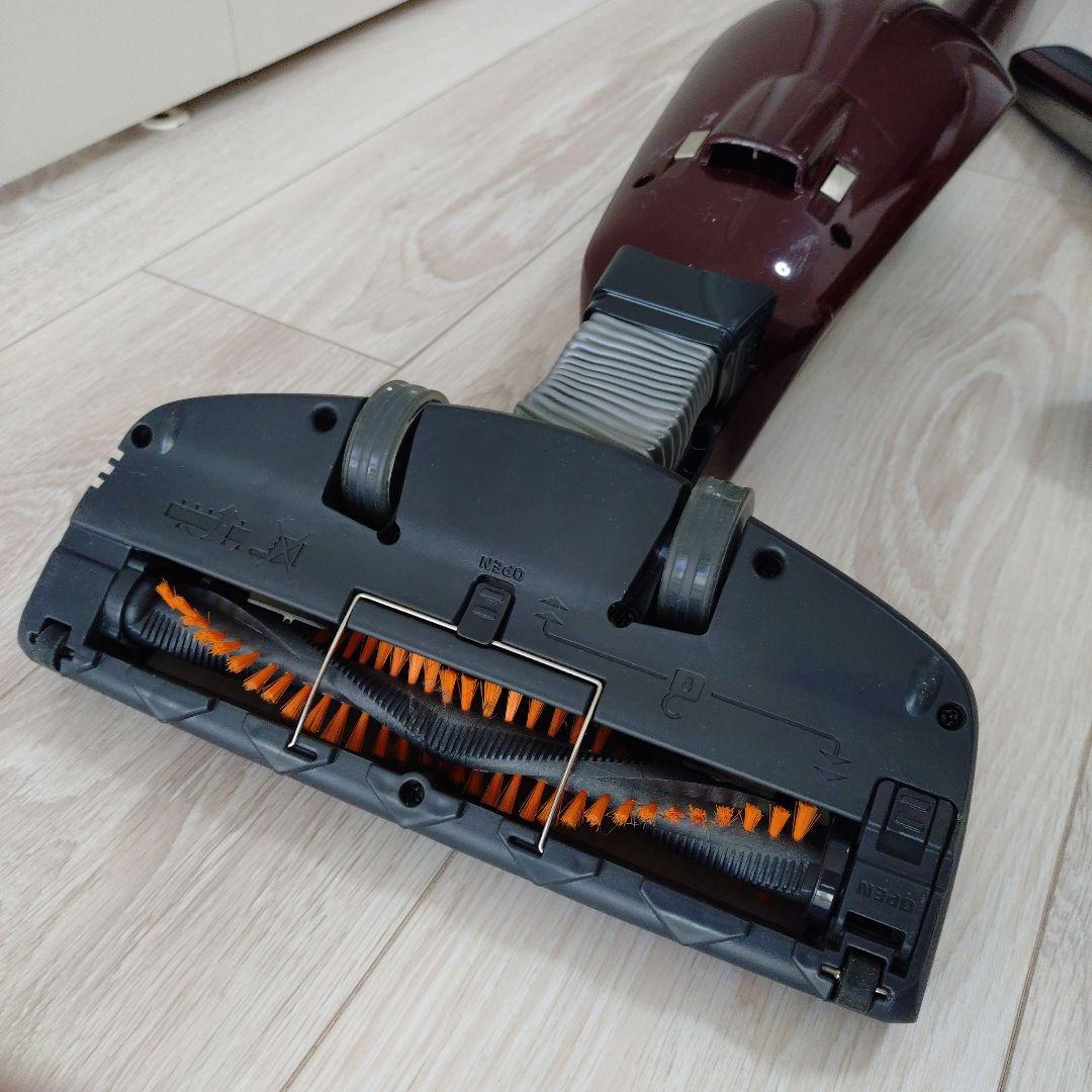 Electrolux スティッククリーナー 充電式 ダークレッド