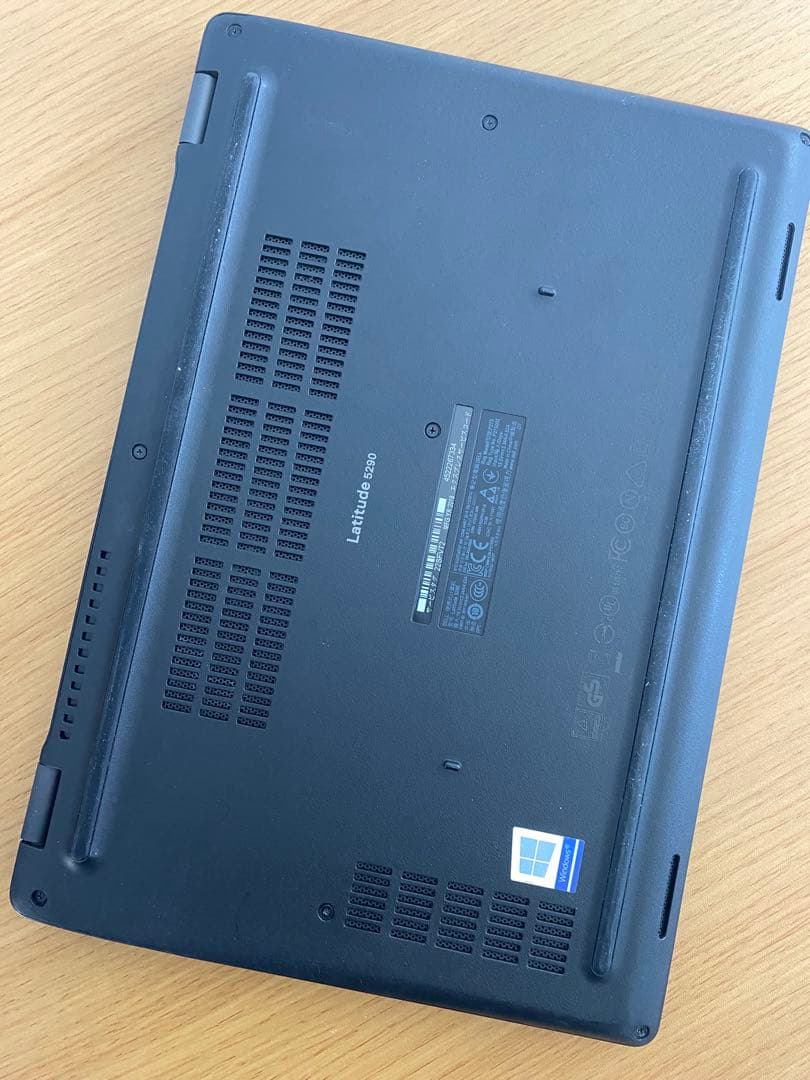 Dellノートパソコン/i5-8350U/SSD 128GB/メモリ8GB/無線