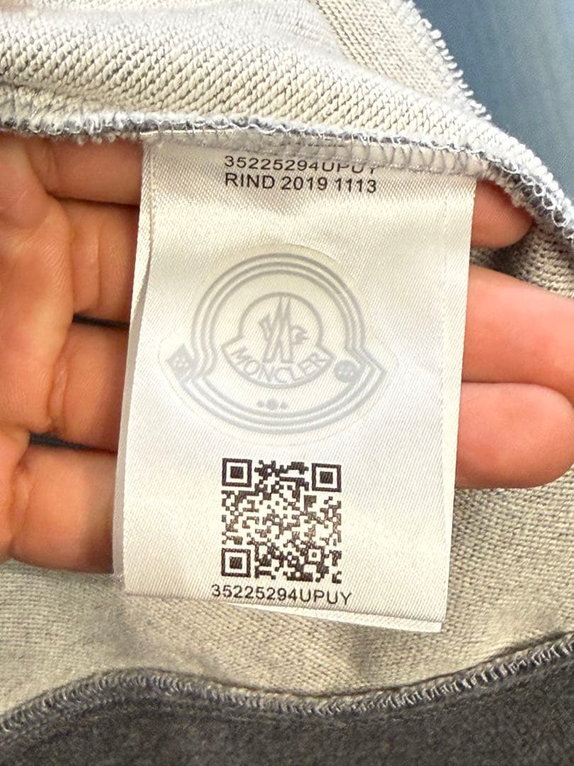 モンクレールスウェットシャツ