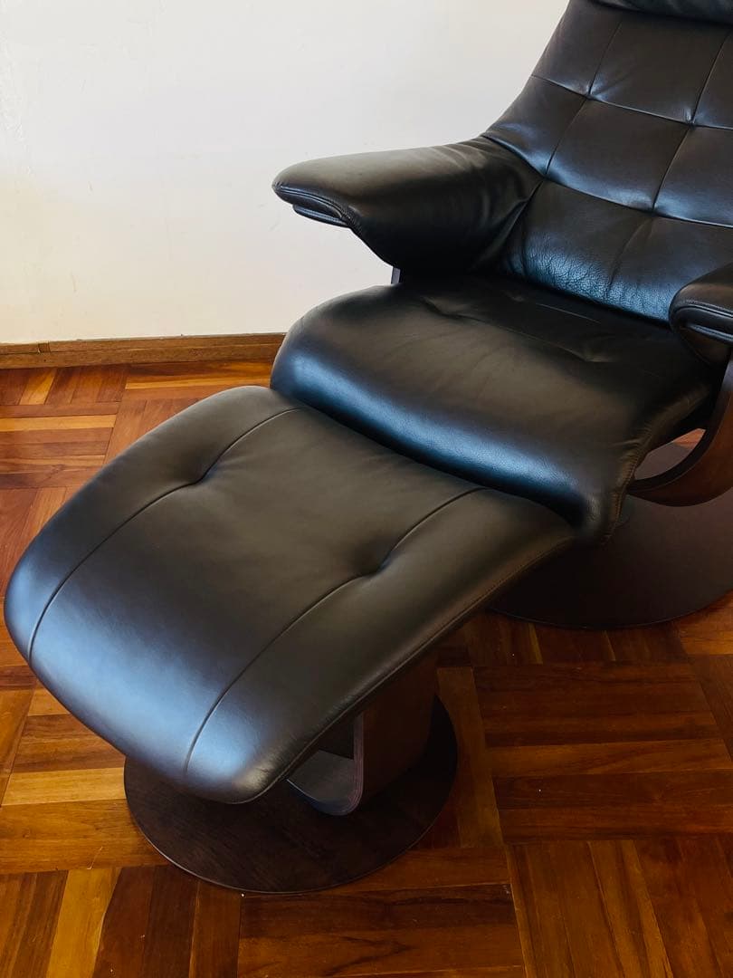 カリモク THE FIRST ザ ファースト リクライニング チェア オットマン