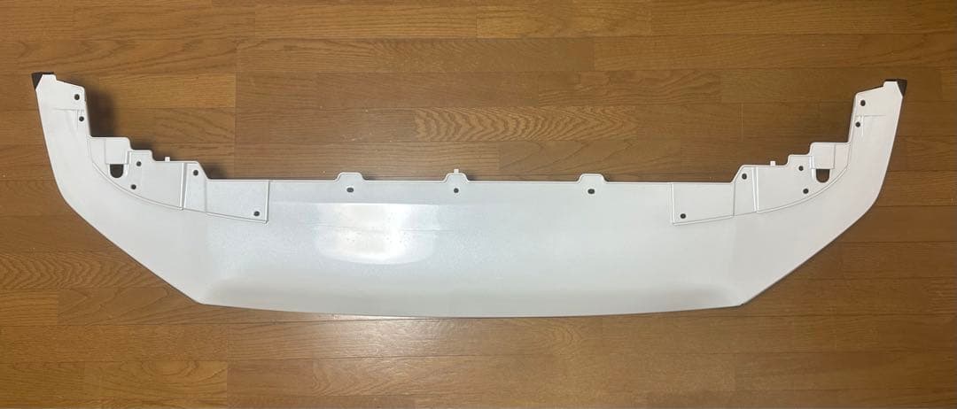 和*橋様 Honda Vezel【後期】フロントロアースカートクロームメッキ 白