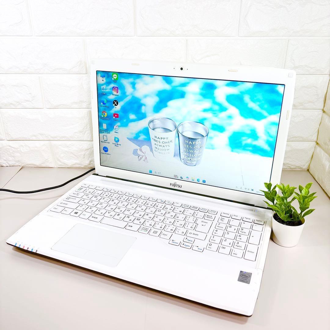 ブルーレイ搭載✨i7 快適SSD メモリ8GB カメラ ノートパソコン 富士通