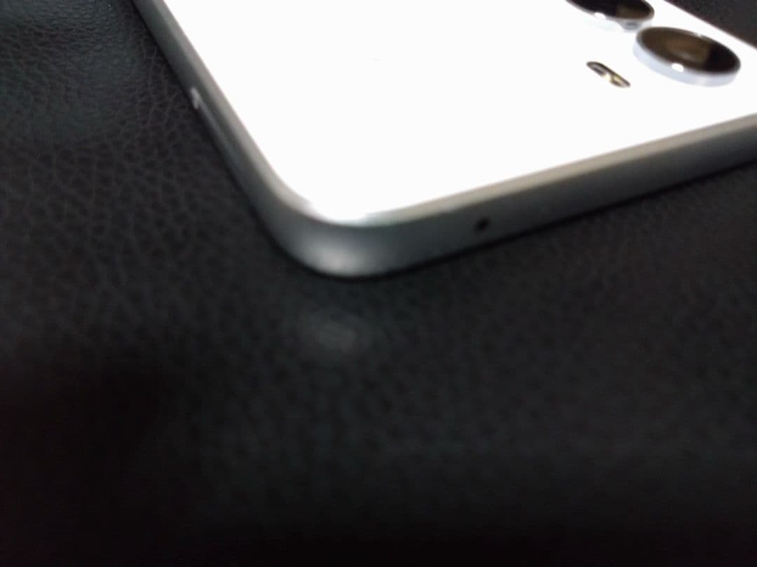 nubia S 5G ホワイト スマートフォン 本体