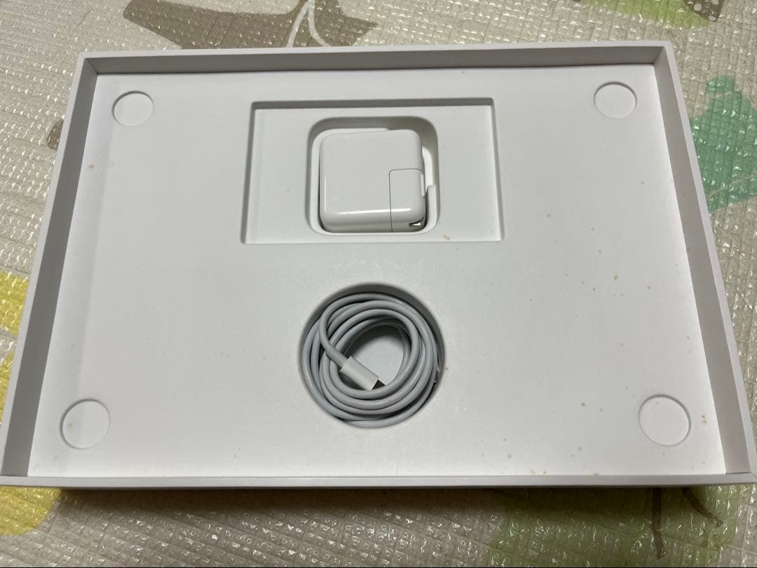 MacBook Air スペースグレー 本体＆ANKERメディアハブ他