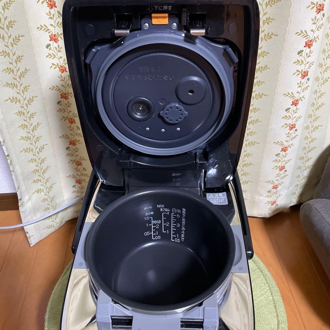 象印　 炊飯器 NW-LA10 炎舞炊き　21年製