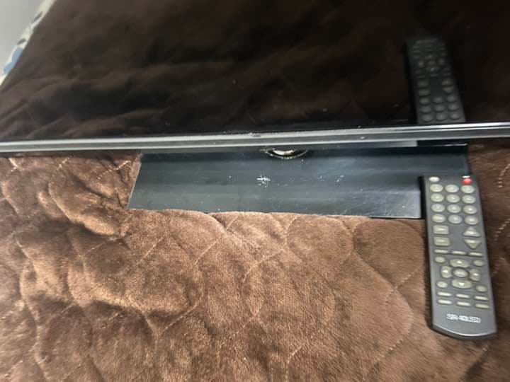 40型　テレビ　ジャンク