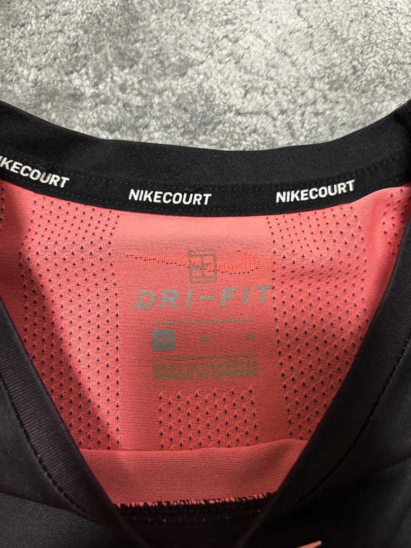 NIKE テニスウェア　AO2018