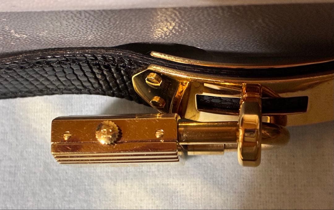 HERMES エルメス　ケリーウォッチ　ブラックレザー