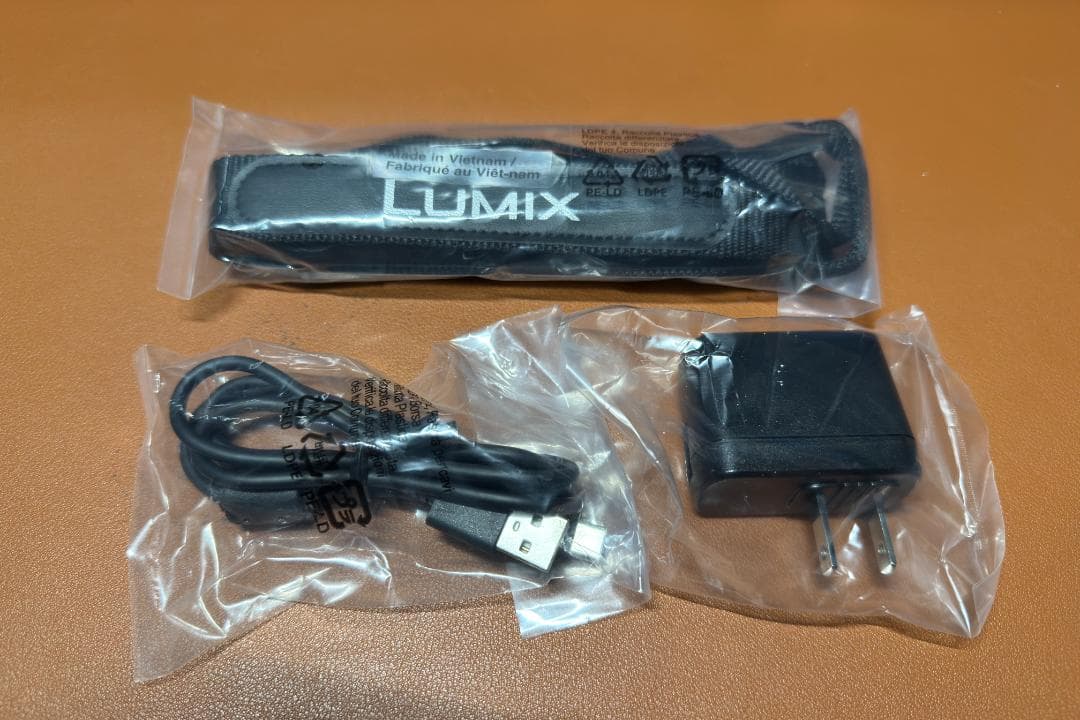 【にゃん吉様】Panasonic LUMIX FZ85D 美品・即使用可セット