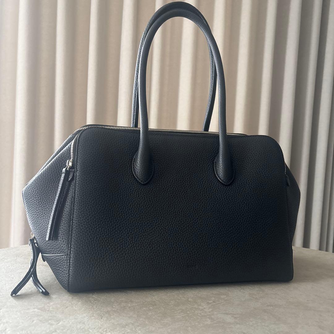 【肩掛け・A4サイズ】VASIC CARGO MINI, ブラック