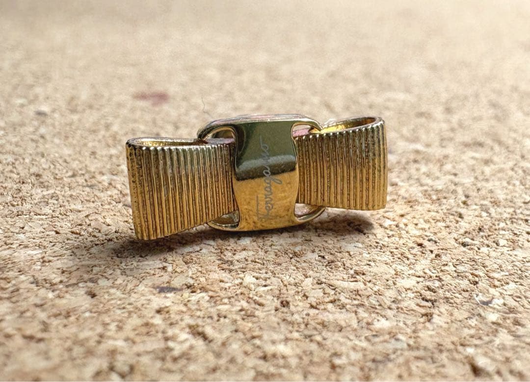 Ferragamo ピアス(片方)