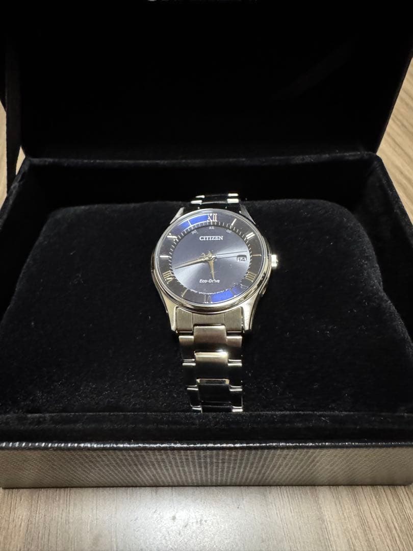 ES0000-79L シチズン腕時計