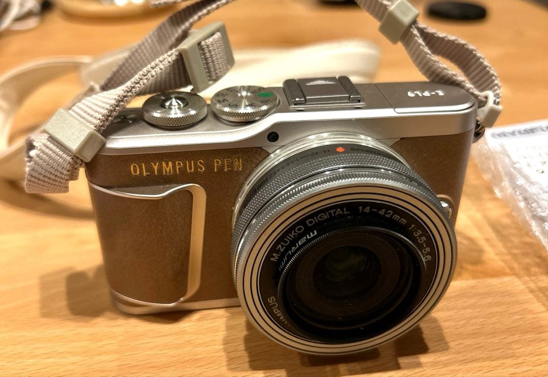OLYMPUS PEN E-PL9 ミラーレス一眼 ブラウン
