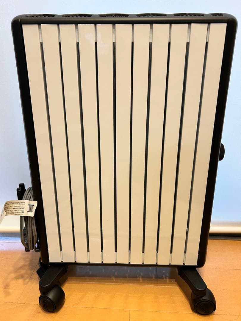 【美品　使用2ヶ月未満】デロンギマルチダイナミックヒーター　MDHU15-BK