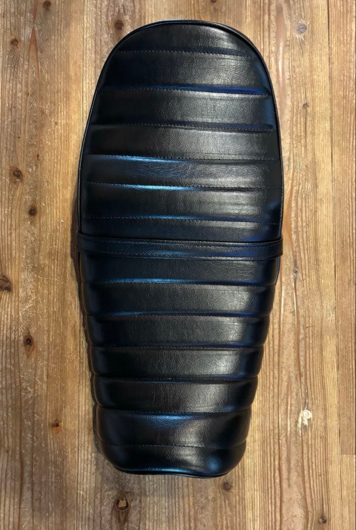 ジェイド250 鋲打ちタックロールシート