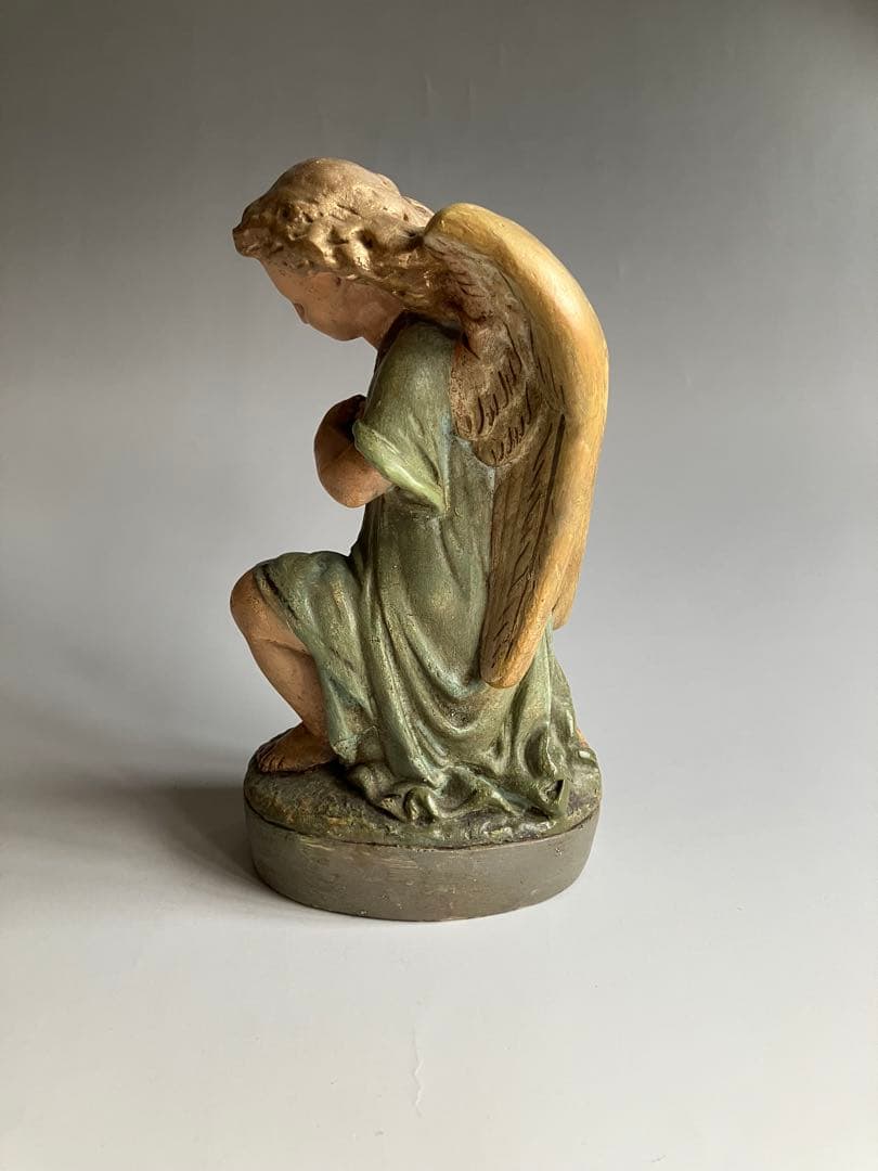 祈りの天使の像　アンティーク