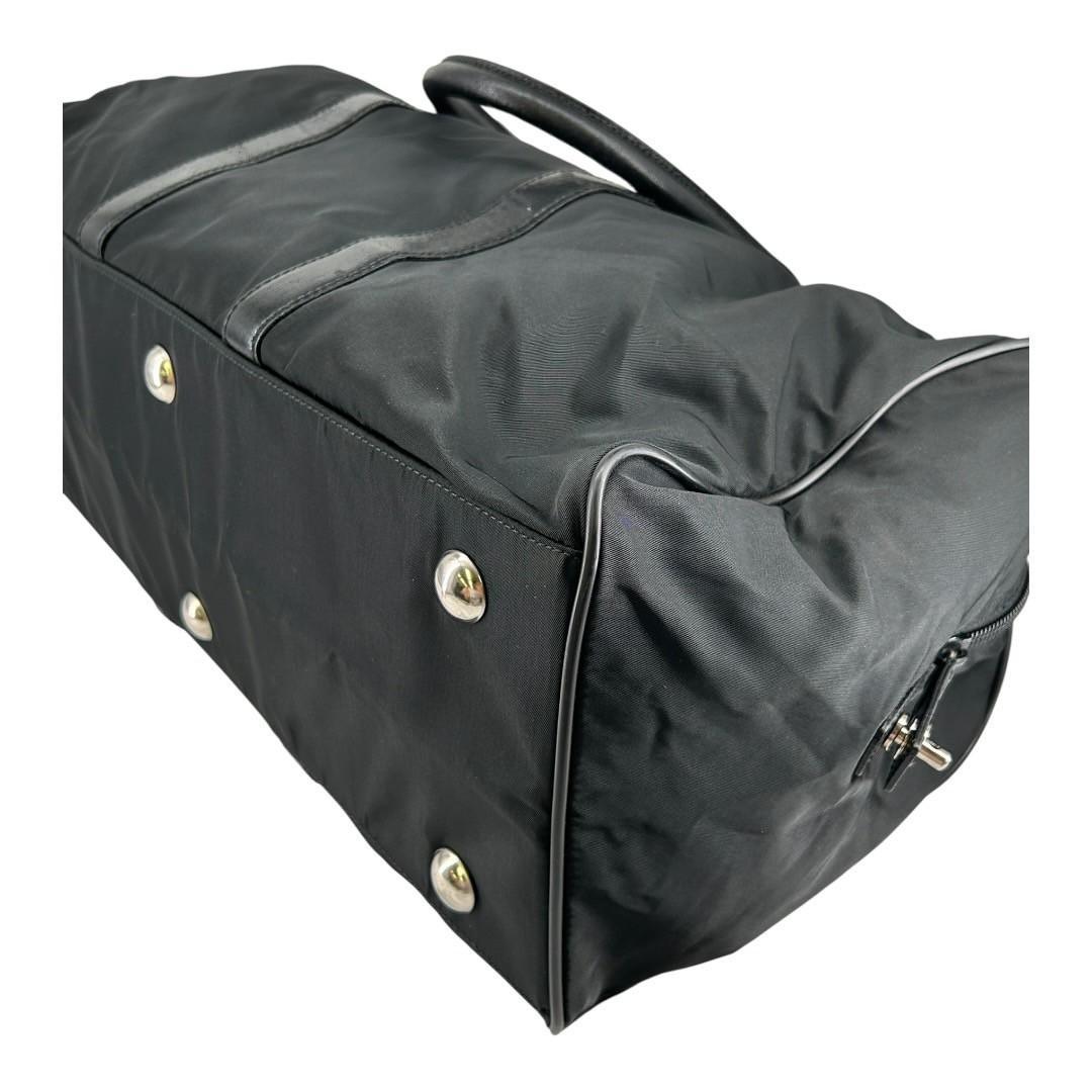 PRADA　ボストンバッグ　三角ロゴ　ナイロン　旅行かばん