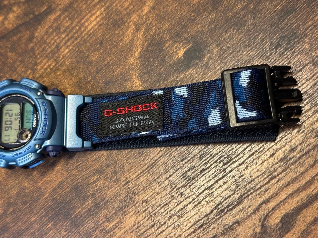 CASIO G-SHOCK DW-8800 マサイマラ(ヌー) 迷彩