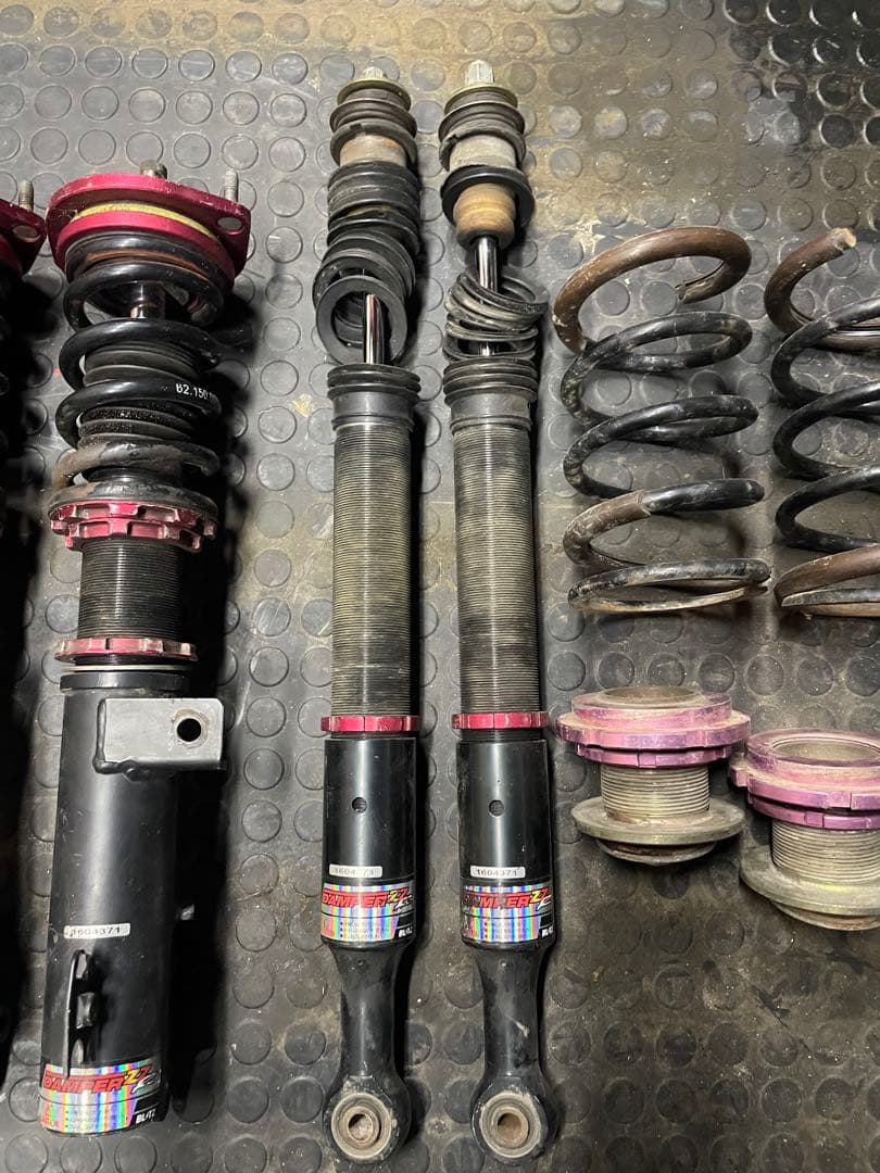 なっつー様　タント　ムーヴ　ダイハツ　BLITZ 車高調