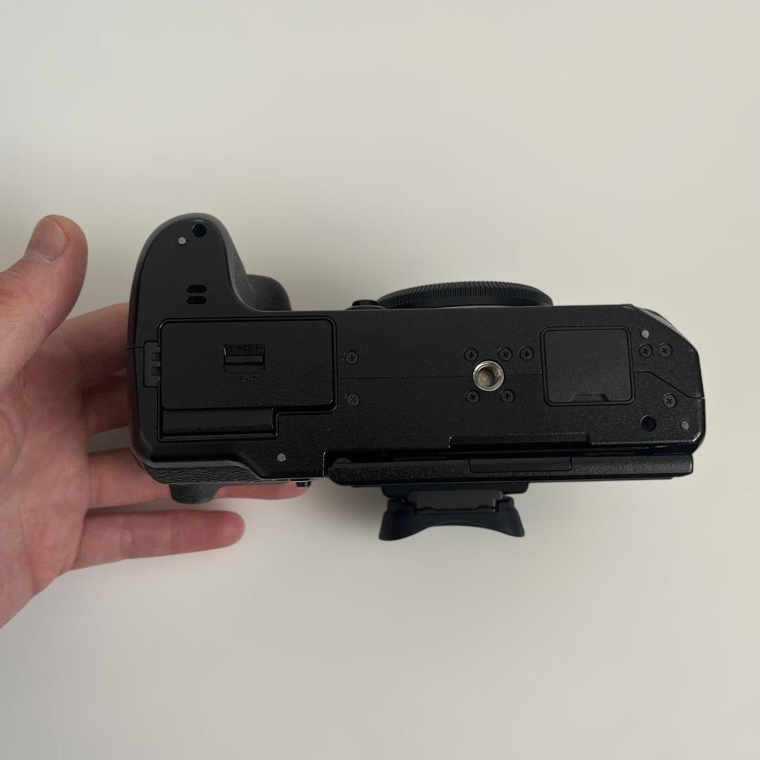 FUJIFILM X-H1 ミラーレス一眼カメラ ボディ